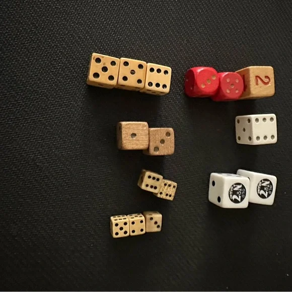 Antique & Old Vintage & Collectors dice - Picture 2 of 2